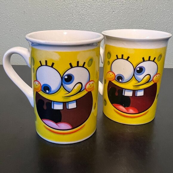 Set of 2 SpongeBob Squarepants Ceramic Mugs 2011 and 2012 VIACOM ~ Nickelodeon - Picture 3 of 10